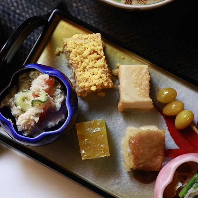 東學坊では手作りのお豆腐を使用した御坊料理を楽しめます。